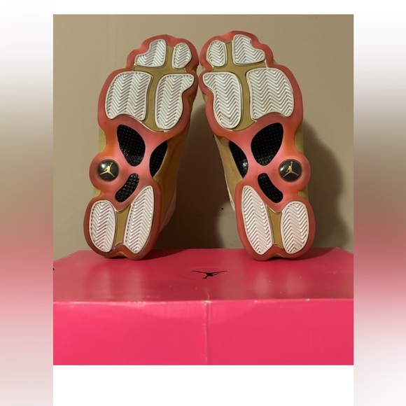 Jordan 13 Retro
Chinese New Year (2020) Size 9.5 - Picture 7 of 10